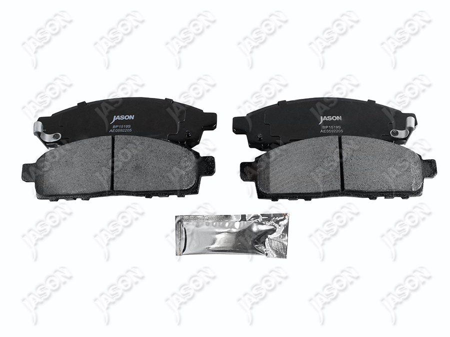 JS-BP1519S — BALATAS DE FRENO DELANTERO SEMIMETALICA MITSUBISHI L200 2008-2020