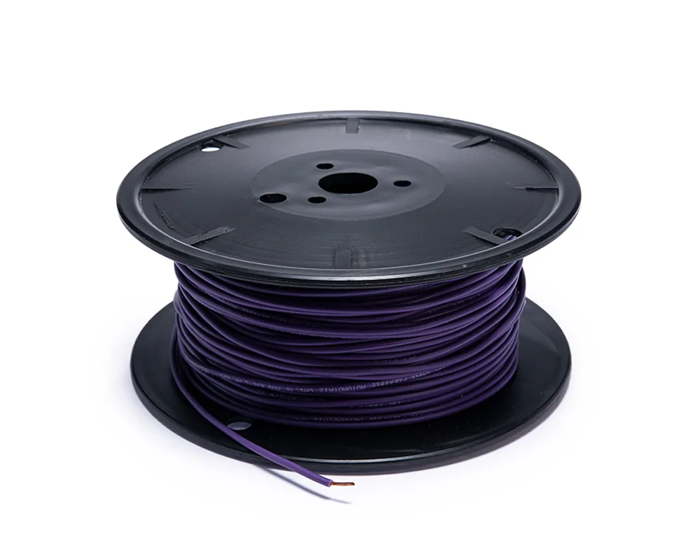 CD-05764 — Cable flexible automotriz para instalación calibre 18" morado carrete... CDC 05764