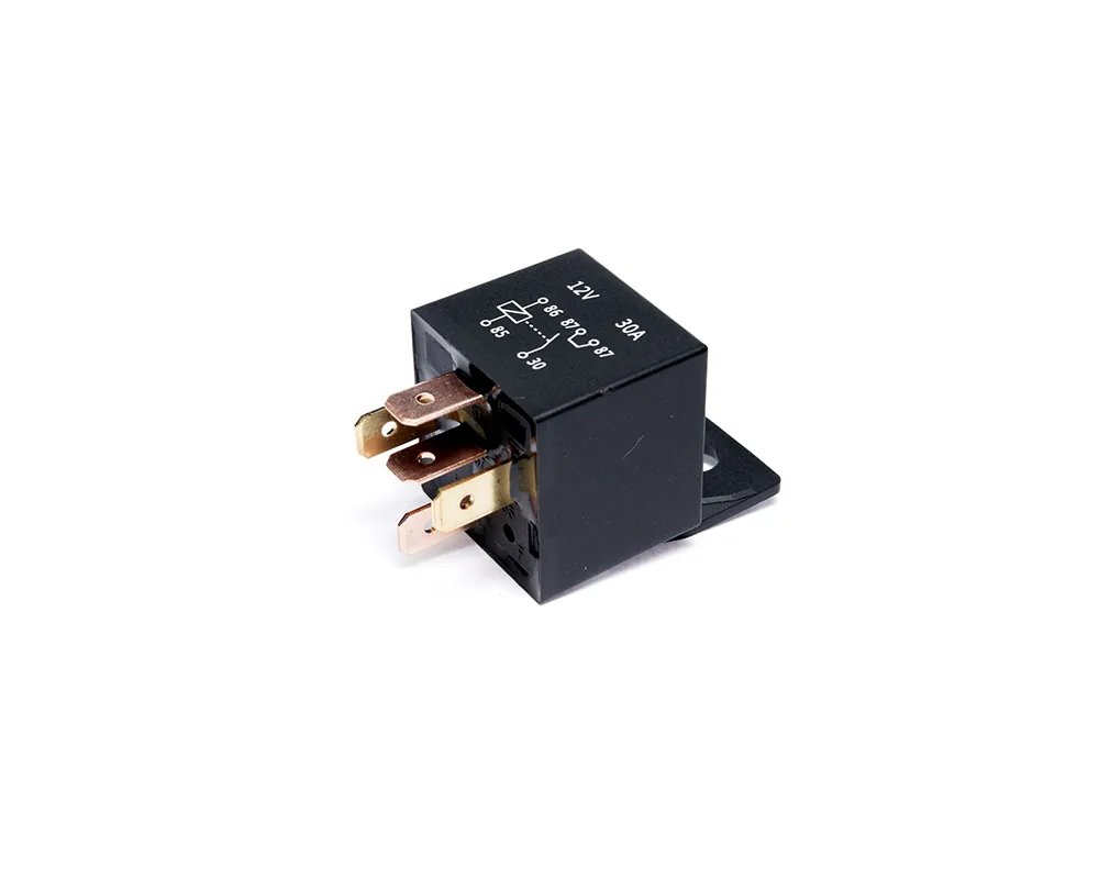TP-03825 — Relevador Universal 5 Terminales 12 Volts 30 Amps Base Plastica Con... TOTAL PARTS 03825