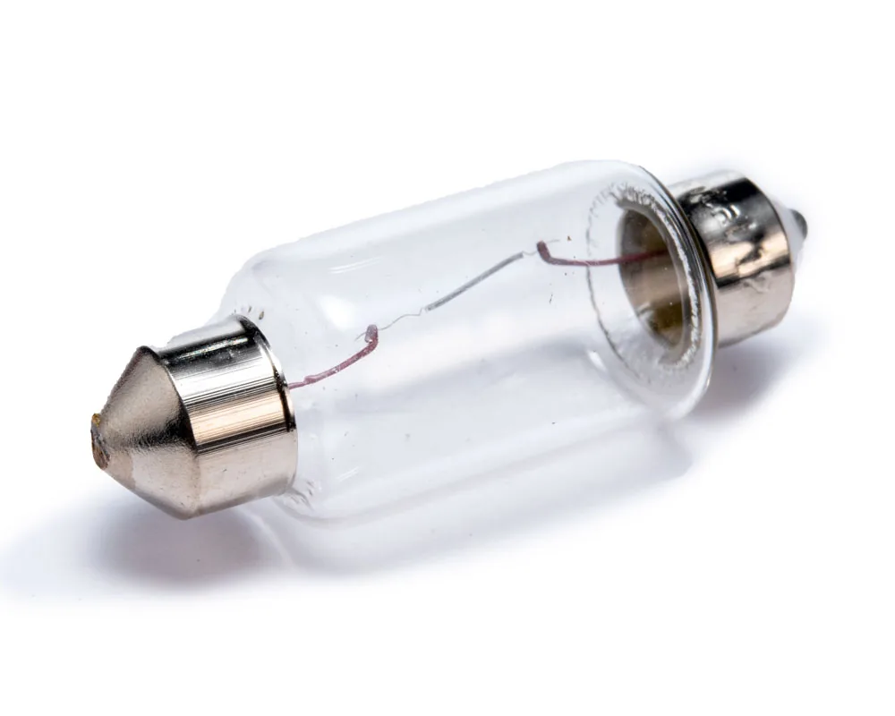Foco Tipo Fusible Grande ( 16 ) Para Luz Interior 12 Volts 10 Watts... TOTAL PARTS 04479