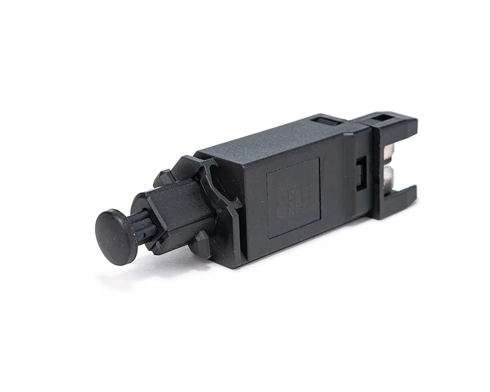 SWITCH INTERRUPTOR DE FRENO TOTAL PARTS 05472