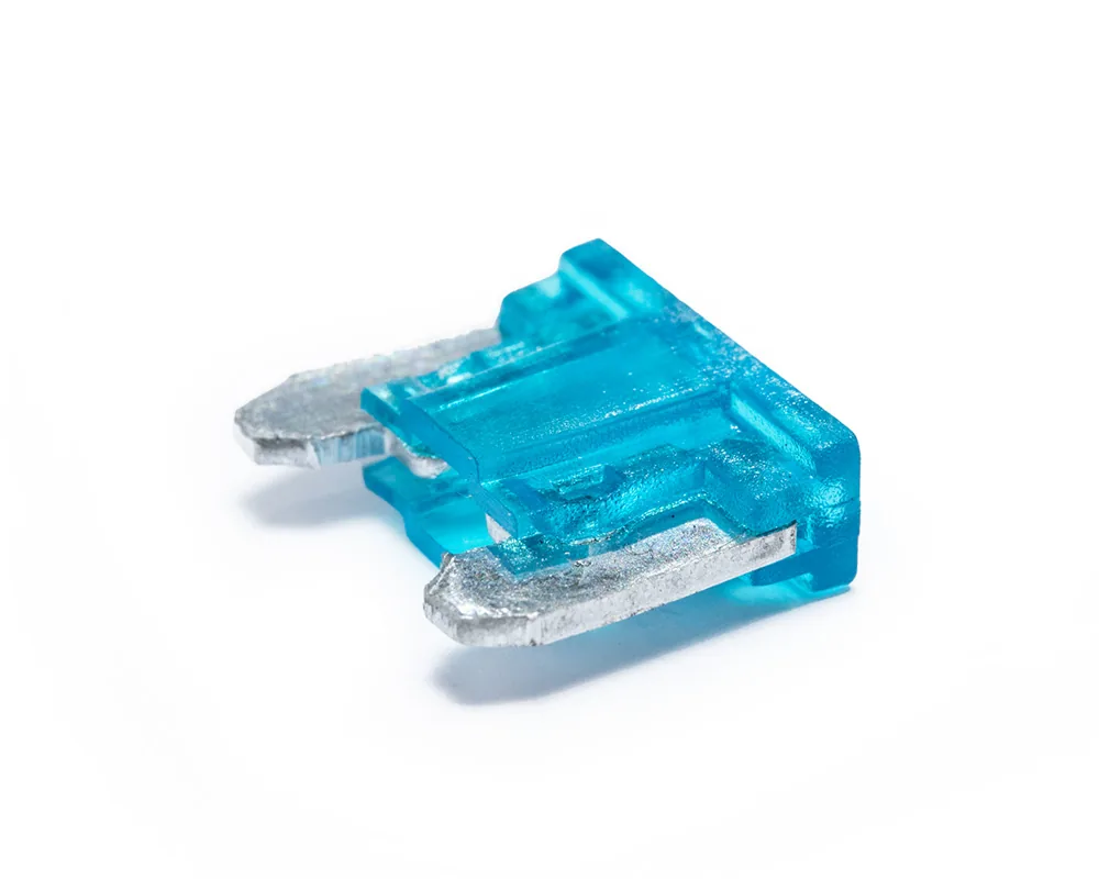 Fusible Tipo Clavija Micro 15Amps TOTAL PARTS 34579