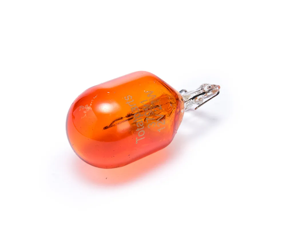 TP-37991 — Foco 7440 21 watts 12 volts color ambar pellizco grande TOTAL PARTS 37991